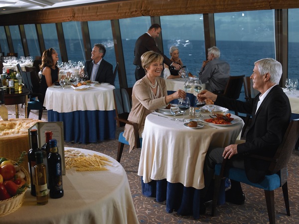 Oceania Cruises Toscana 3.jpg
